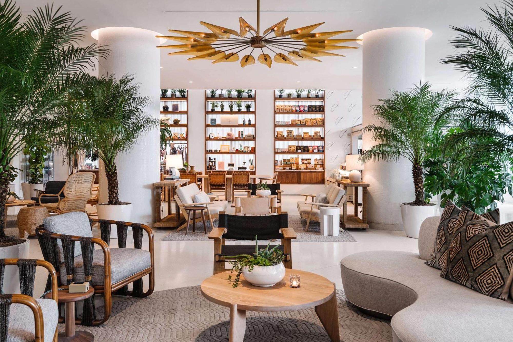 Nautilus Sonesta Miami Beach Bagian luar foto The lobby of the Four Seasons Hotel